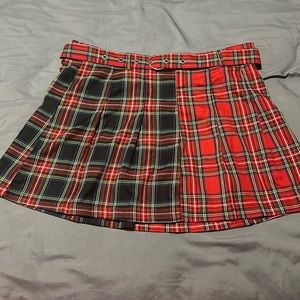 Almost Famous mini skirt